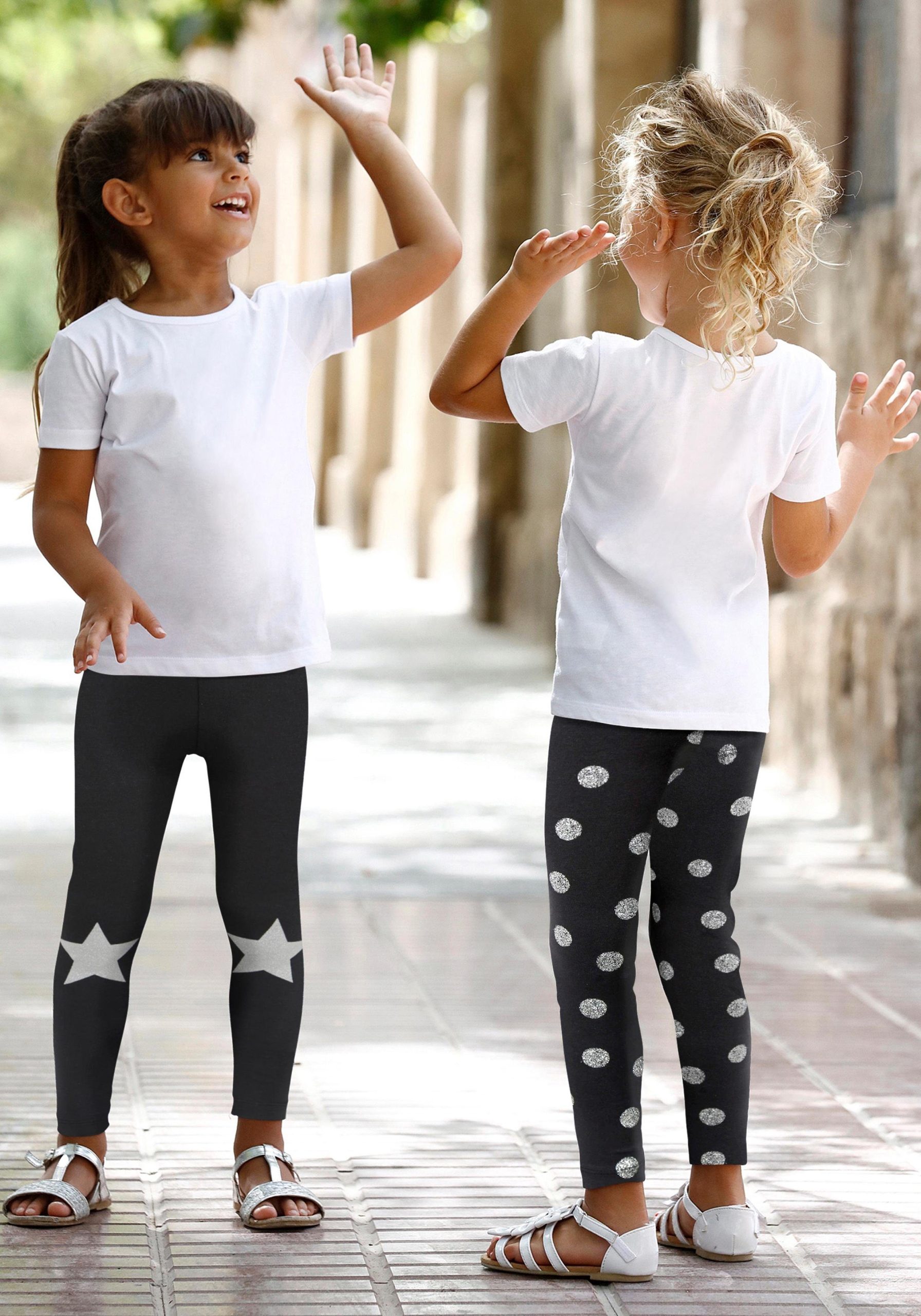 KIDSWORLD Leggings 2er Pack Leggings, mit Sternen-Print (Packung, 2-tlg) mit Glitzerdruck