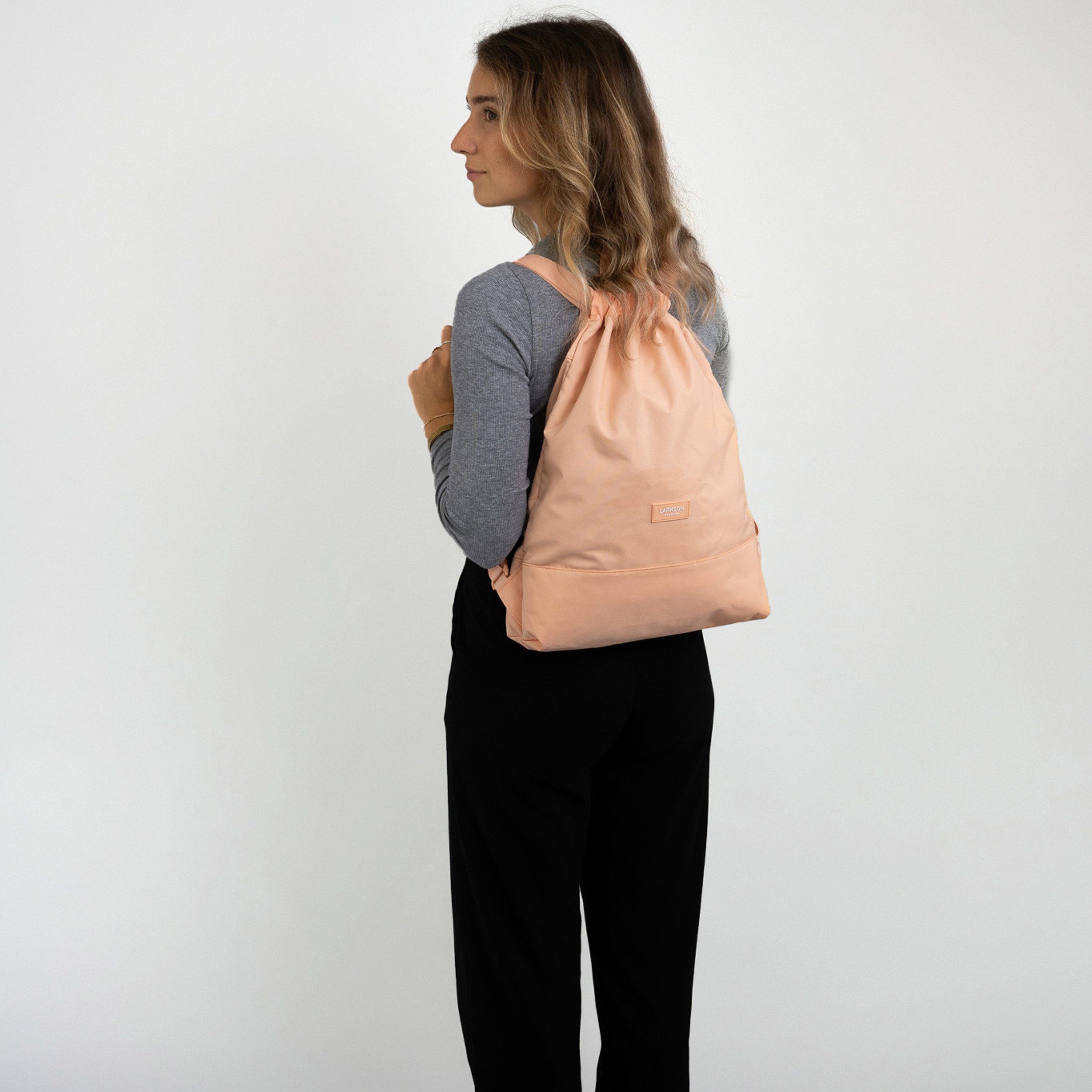 Larkson No. 7 Turnbeutel Damen & Herren | Recycled PET, Anti-Theft | Sustainable Style