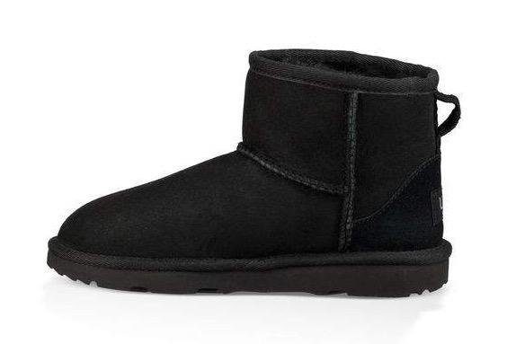UGG Classic Mini 2 Kids Winter Boots - Premium Sheepskin Comfort UGG Classic Mini 2 Kids Winter Boots - Premium Sheepskin Comfort
