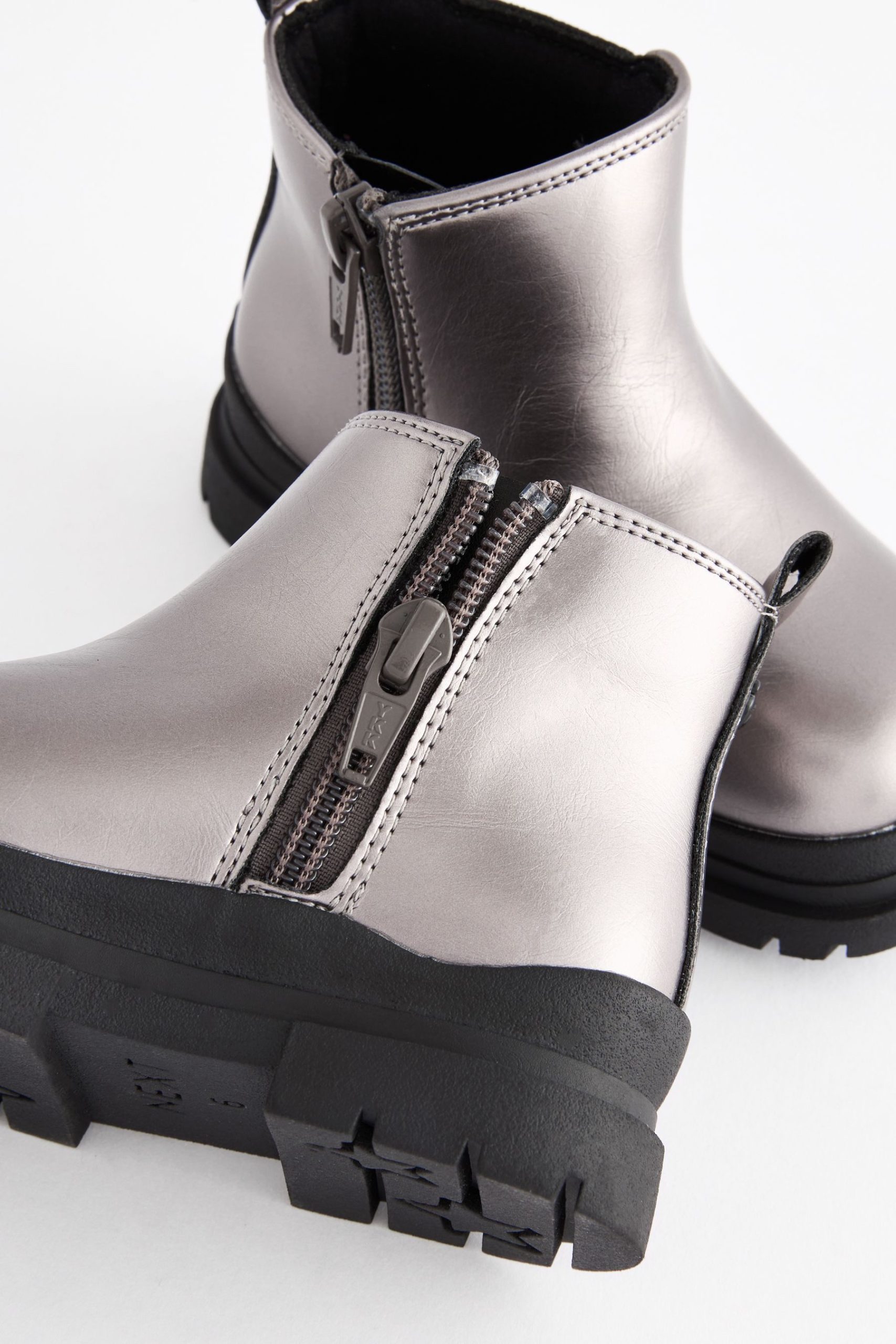 Next Dicke Chelsea-Stiefel: Thick-Soled Chelseaboot (1-Piece) - Official Next Collection