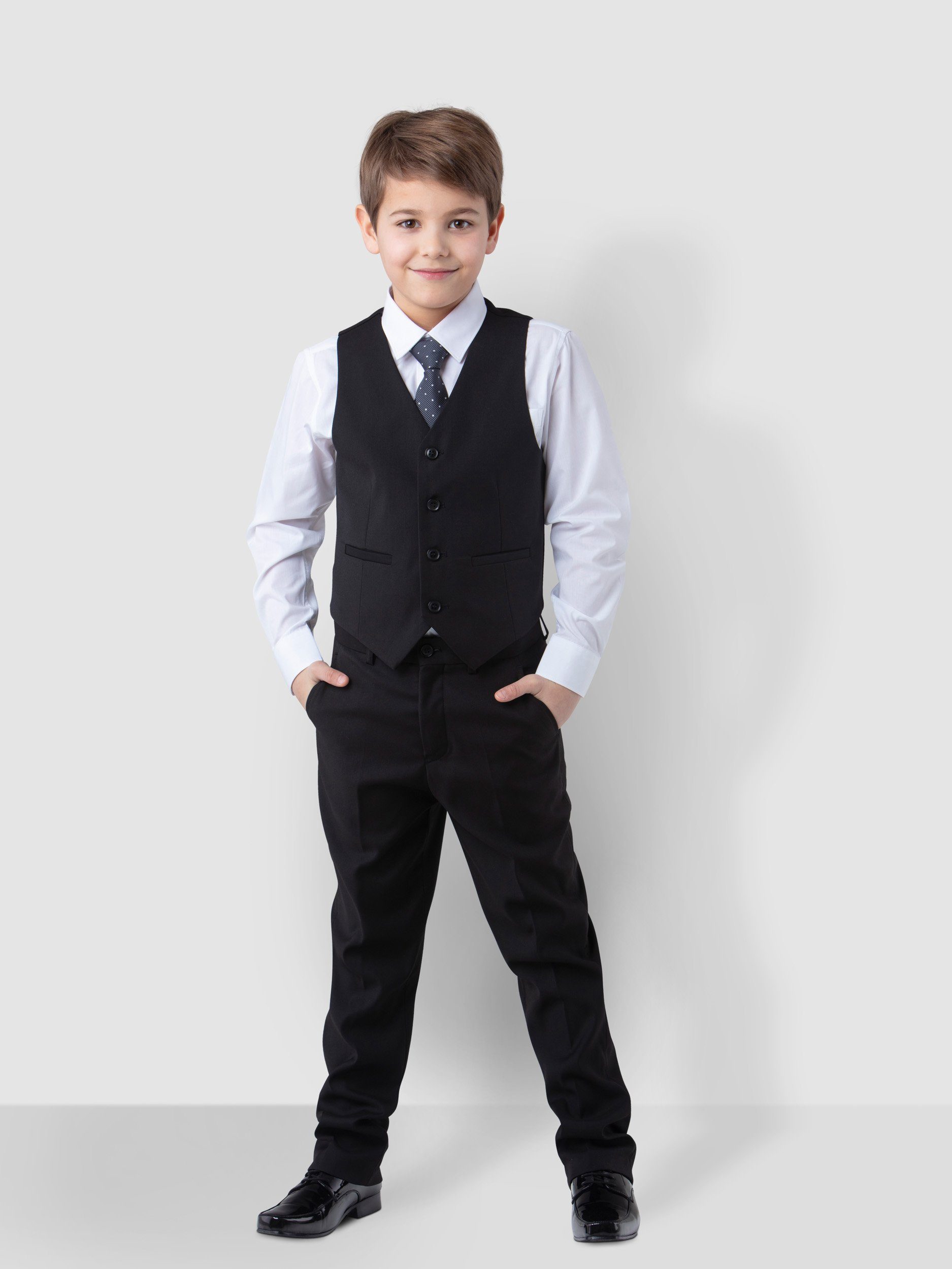 SANDER STELLAN Boys' Suit Luxurious Child Suit Communion Suit 6-piece, in Black (Blazer, Vest, Shirt, Trousers, Bow Tie, and Pocket Square) Formal, Elegant SANDER STELLAN Boys' Suit Luxurious Child Suit Communion Suit 6-piece, in Black (Blazer, Vest, Shirt, Trousers, Bow Tie, and Pocket Square) Formal, Elegant