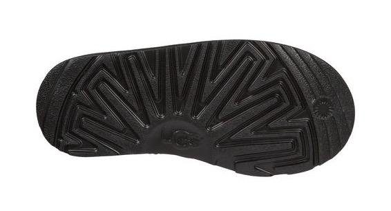 UGG Classic Mini 2 Kids Winter Boots - Premium Sheepskin Comfort UGG Classic Mini 2 Kids Winter Boots - Premium Sheepskin Comfort