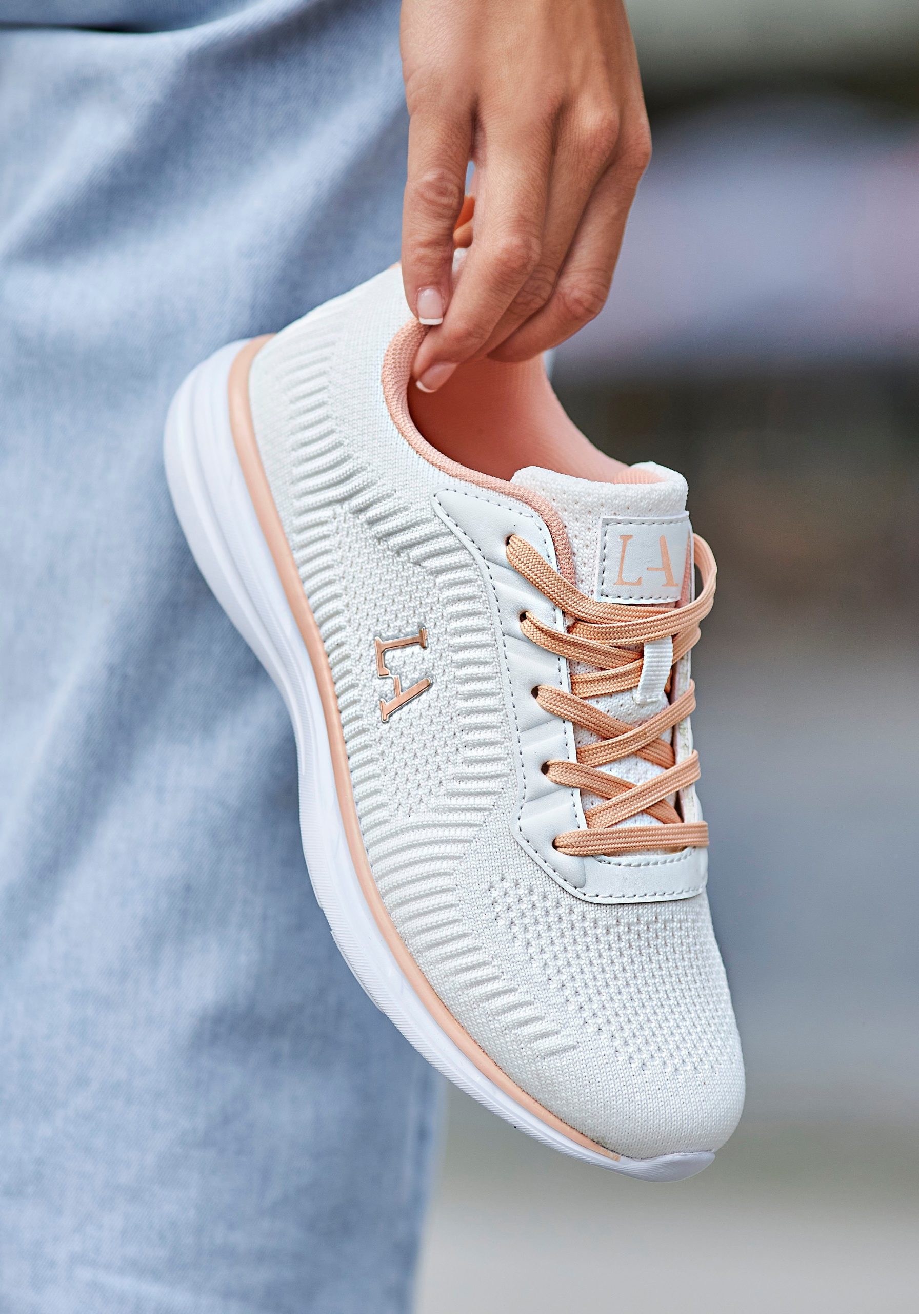 Lascana Sneaker Freizeitschuh, Halbschuh im sportiven Look VEGAN