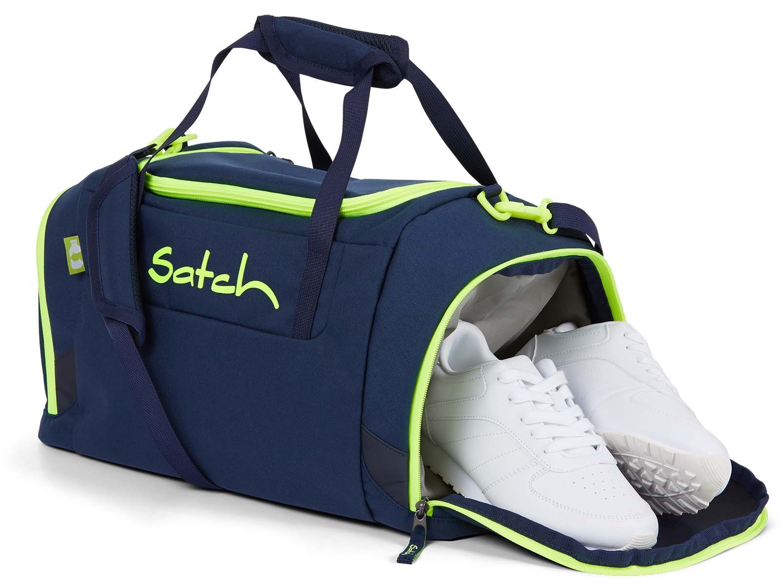 Satch Sporttasche Black Triad - Recycled & Ready for Adventure