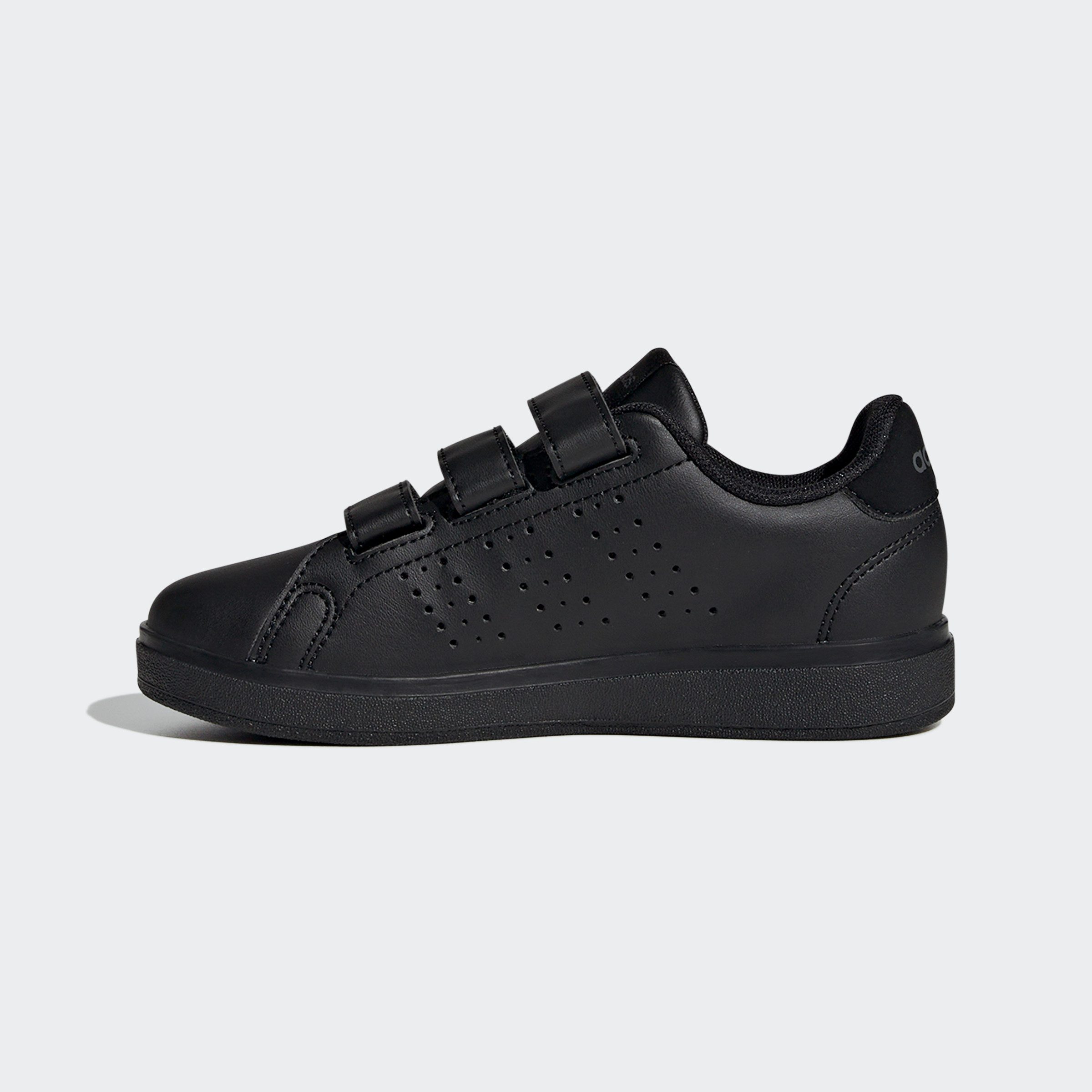 adidas Advantage Base 2.0 Kids Klettschuh: Inspired by Stan Smith Design adidas Advantage Base 2.0 Kids Klettschuh: Inspired by Stan Smith Design