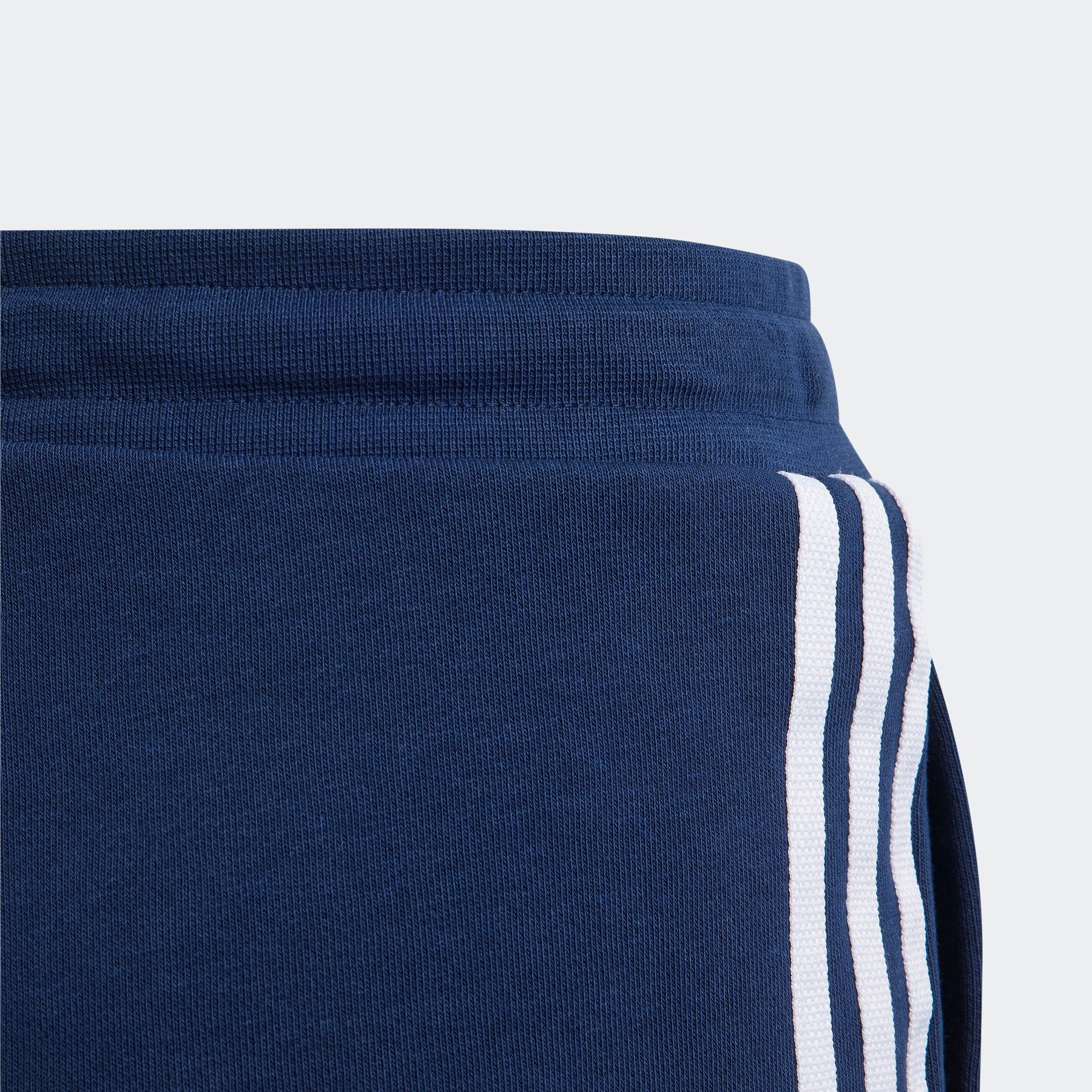 Adidas Originals Kids' Shorts - Comfortable Everyday Style Adidas Originals Kids' Shorts - Comfortable Everyday Style