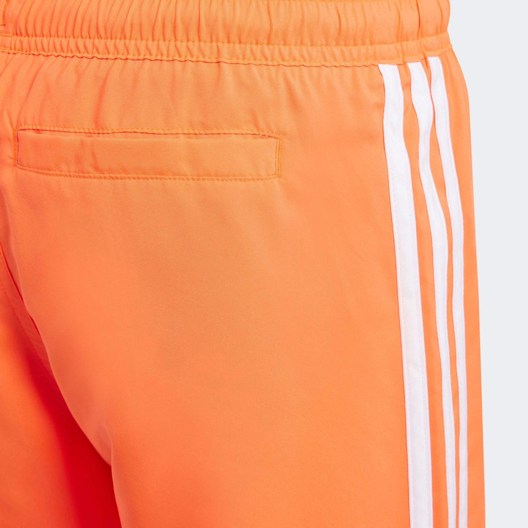 adidas Performance 3-Streifen Swim Shorts - Recycled & Comfortable