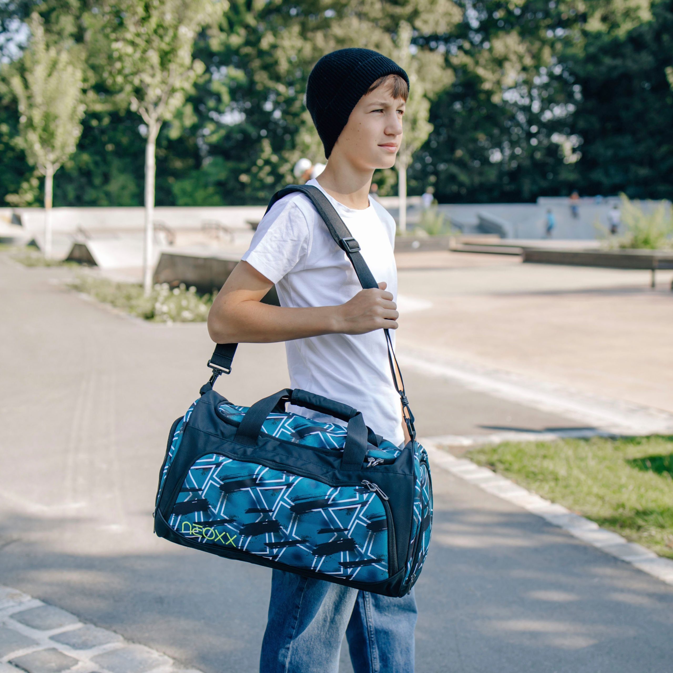 neoxx Move Sporttasche: Sustainable & Recycled - Support Turtle Foundation neoxx Move Sporttasche: Sustainable & Recycled - Support Turtle Foundation